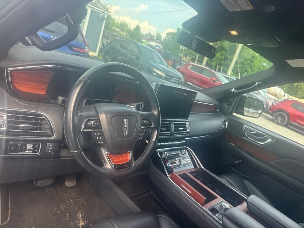 Used 2024 Lincoln Navigator L 4WD image 20