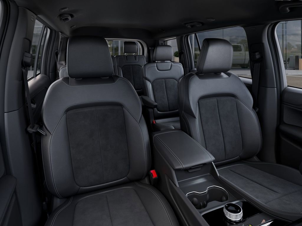 New 2025 Jeep Grand Cherokee L Laredo image 16