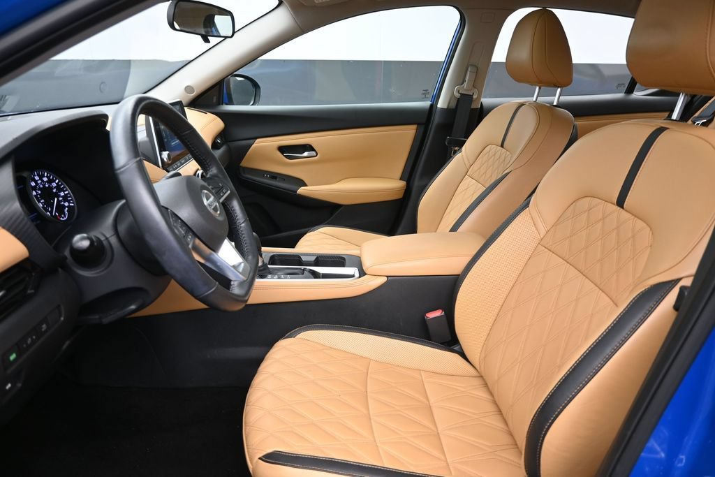 Used 2023 Nissan Sentra SV w/ SV Premium Package FWD image 24