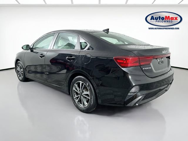 Used 2023 Kia Forte LXS FWD image 5