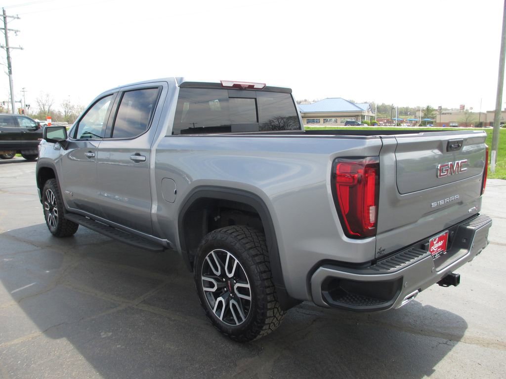 Used 2024 GMC Sierra 1500 AT4 w/ Technology Package image 10
