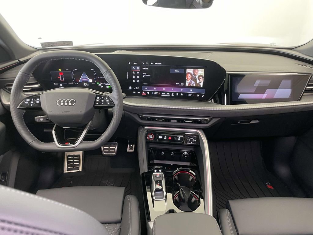 New 2025 Audi SQ5 Prestige image 26