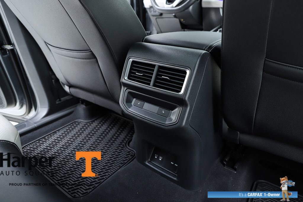 Used 2025 Volkswagen Atlas Cross Sport SEL Premium R-Line image 39