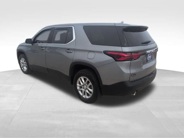 Used 2023 Chevrolet Traverse LS image 4