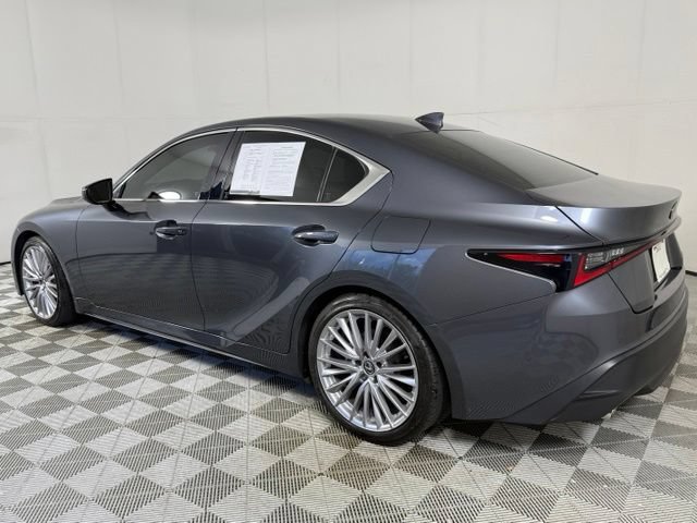 Used 2025 Lexus IS 300 w/ Premium Package RWD image 4