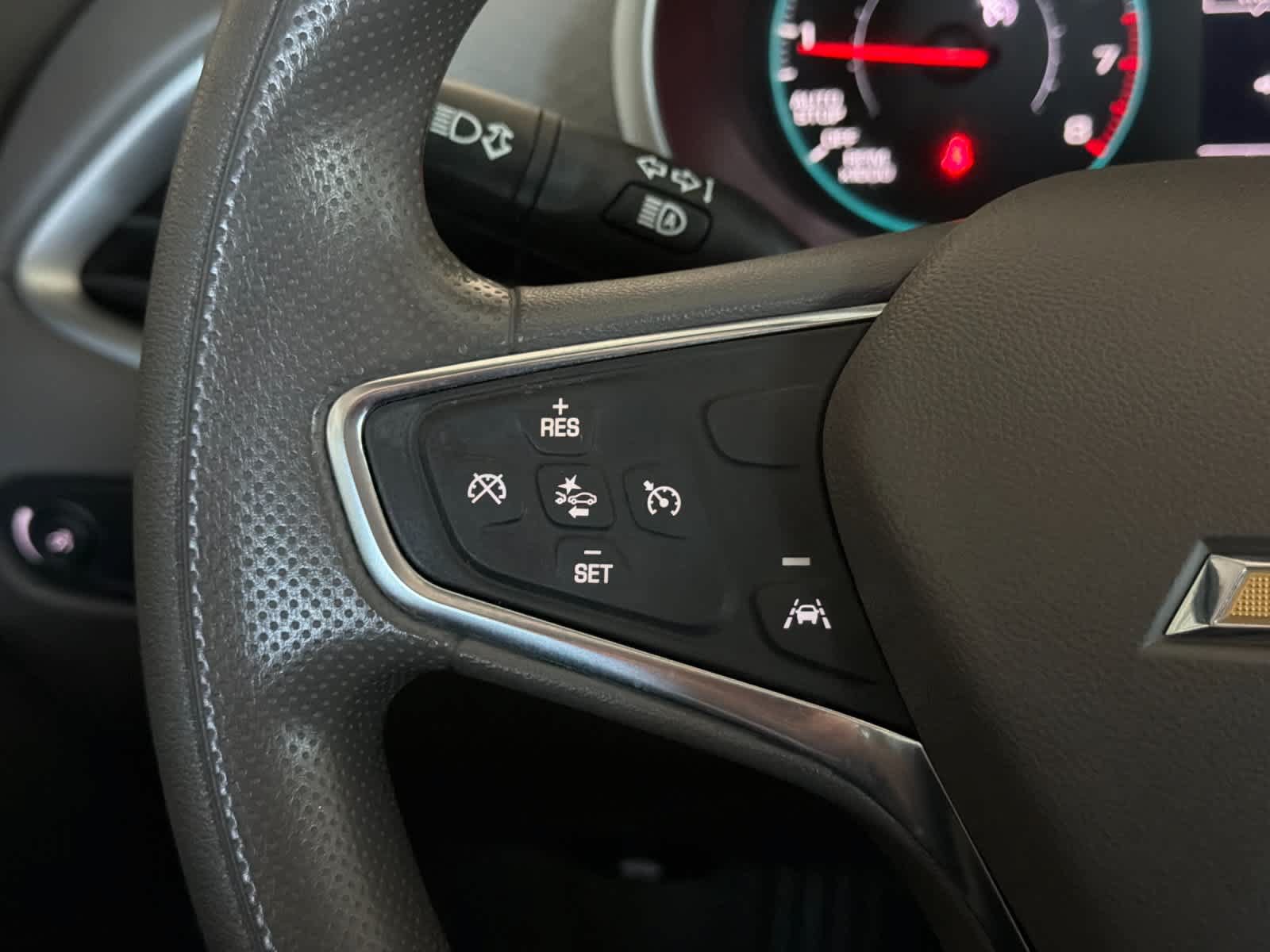 Used 2025 Chevrolet Malibu LT FWD image 25