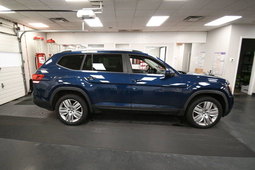 Used 2019 Volkswagen Atlas SE w/ Panoramic Sunroof Package image 9