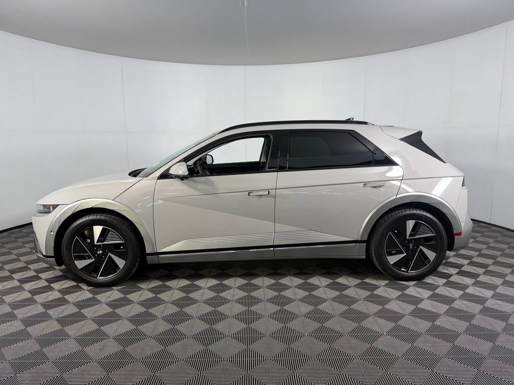Used 2025 Hyundai Ioniq 5 Limited RWD image 11