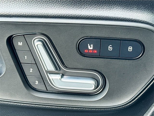 Used 2025 Mercedes-Benz Sprinter 144 Cargo image 21