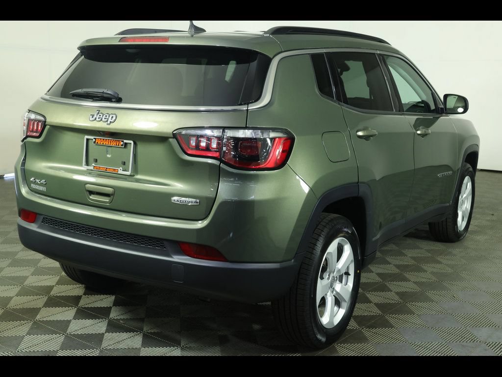 Used 2021 Jeep Compass Latitude w/ Convenience Group AWD/4WD image 16