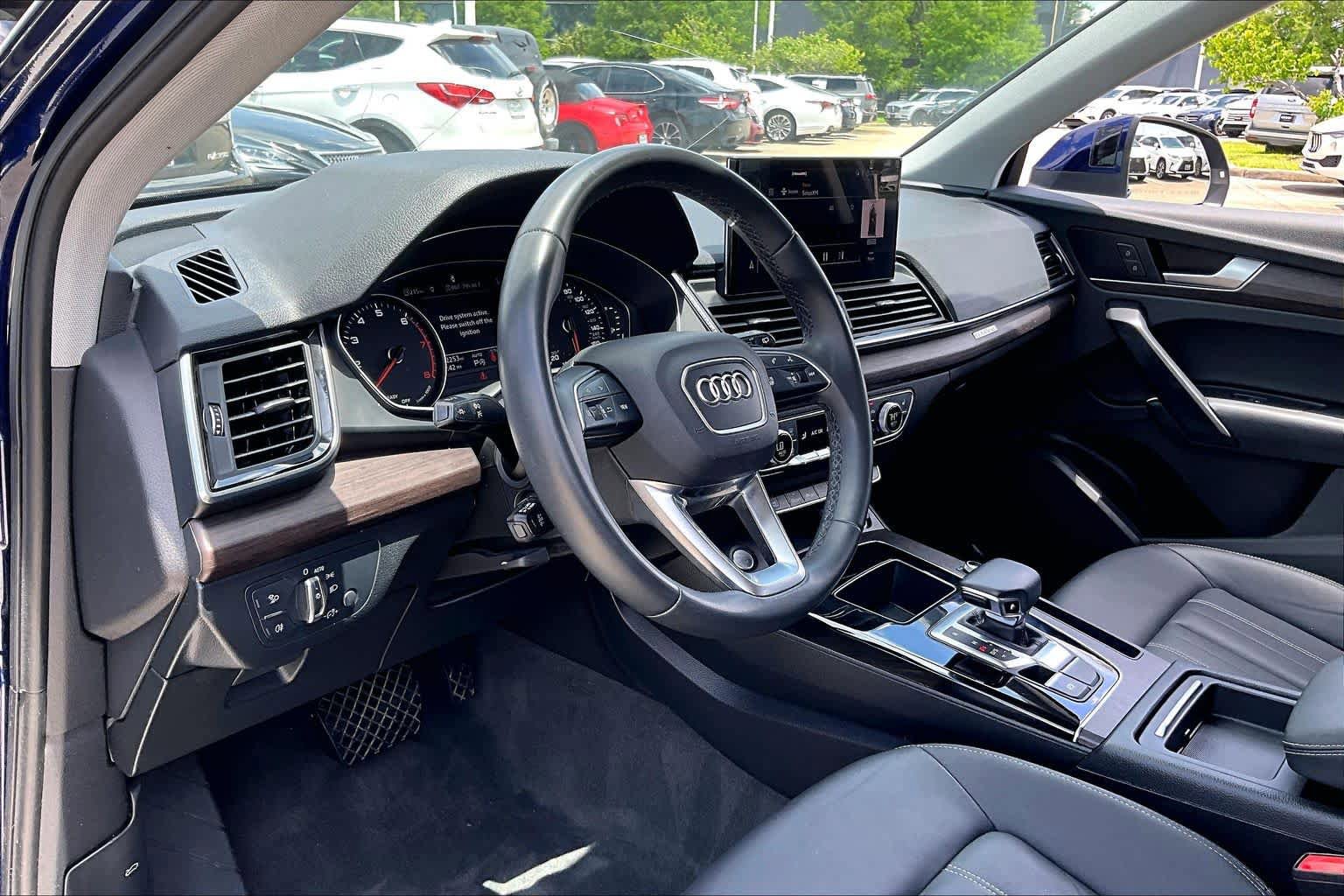 Used 2021 Audi Q5 2.0T Premium AWD/4WD image 16