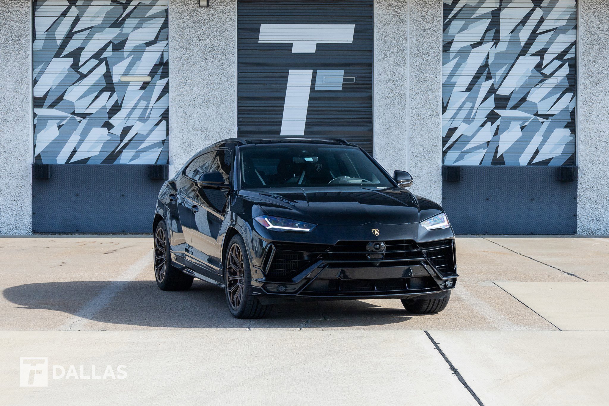Used 2024 Lamborghini Urus S AWD/4WD image 1