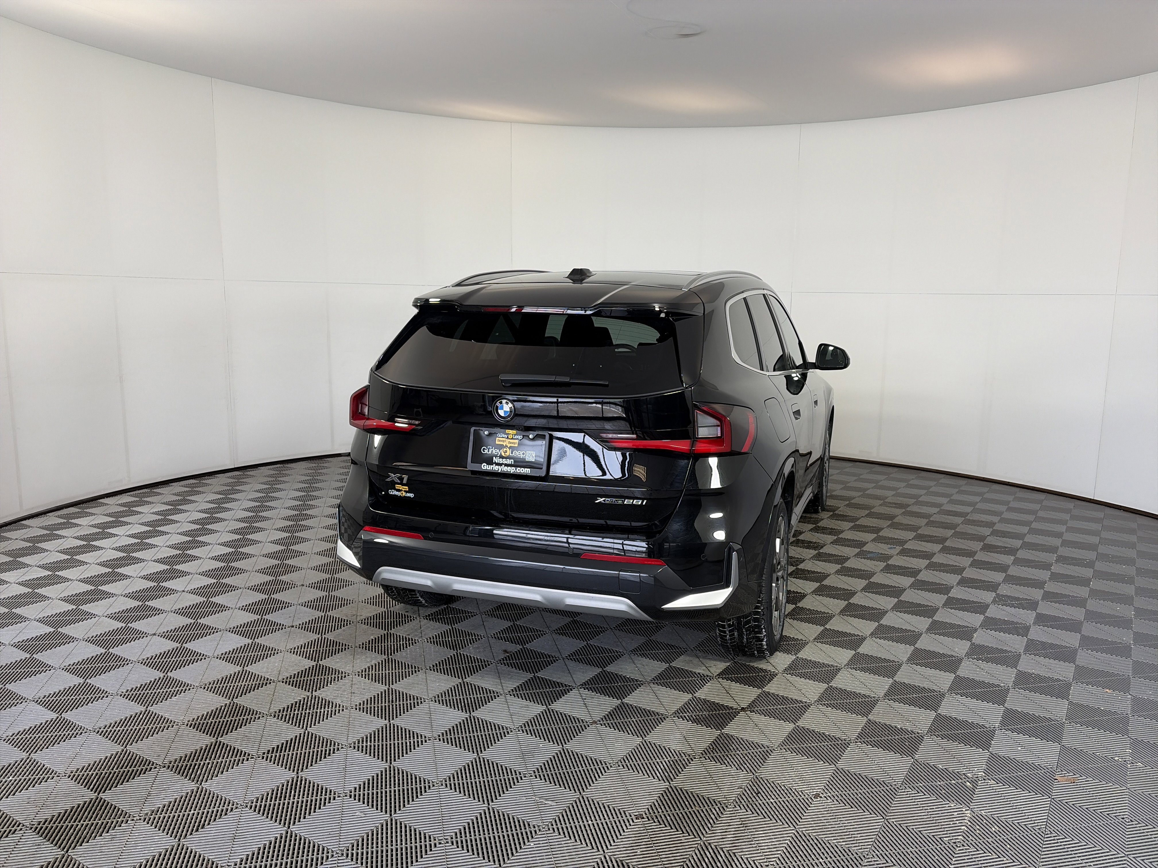 Used 2025 BMW X1 xDrive28i image 10