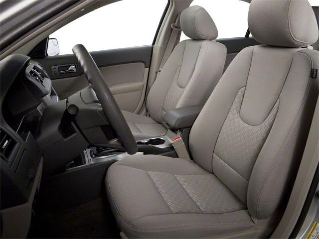 Used 2010 Ford Fusion S FWD image 8