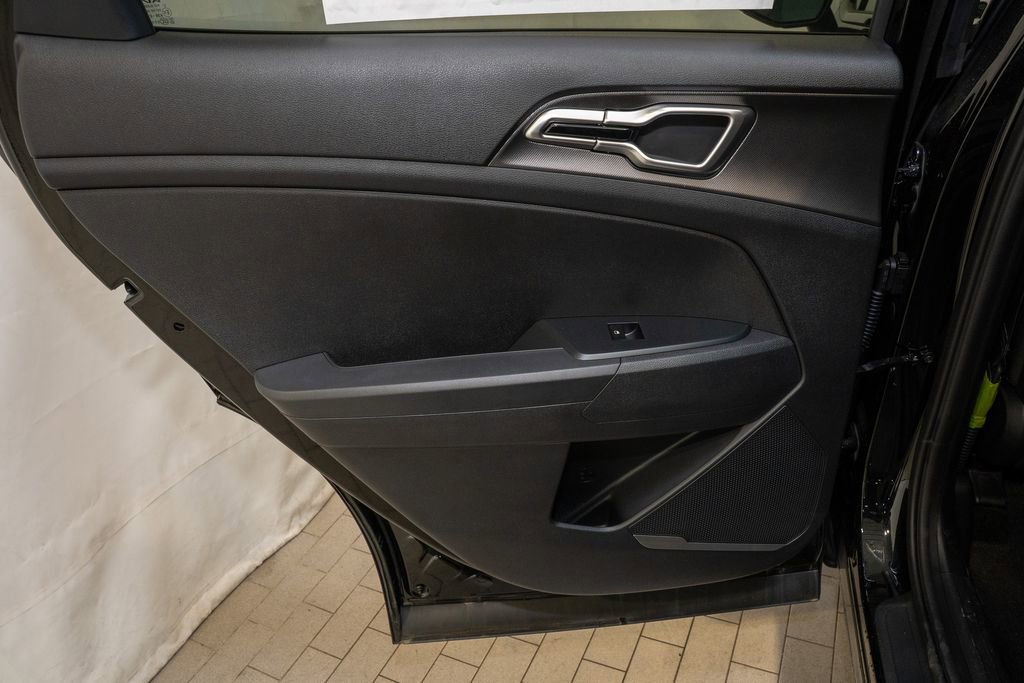 New 2026 Kia Sportage S image 10