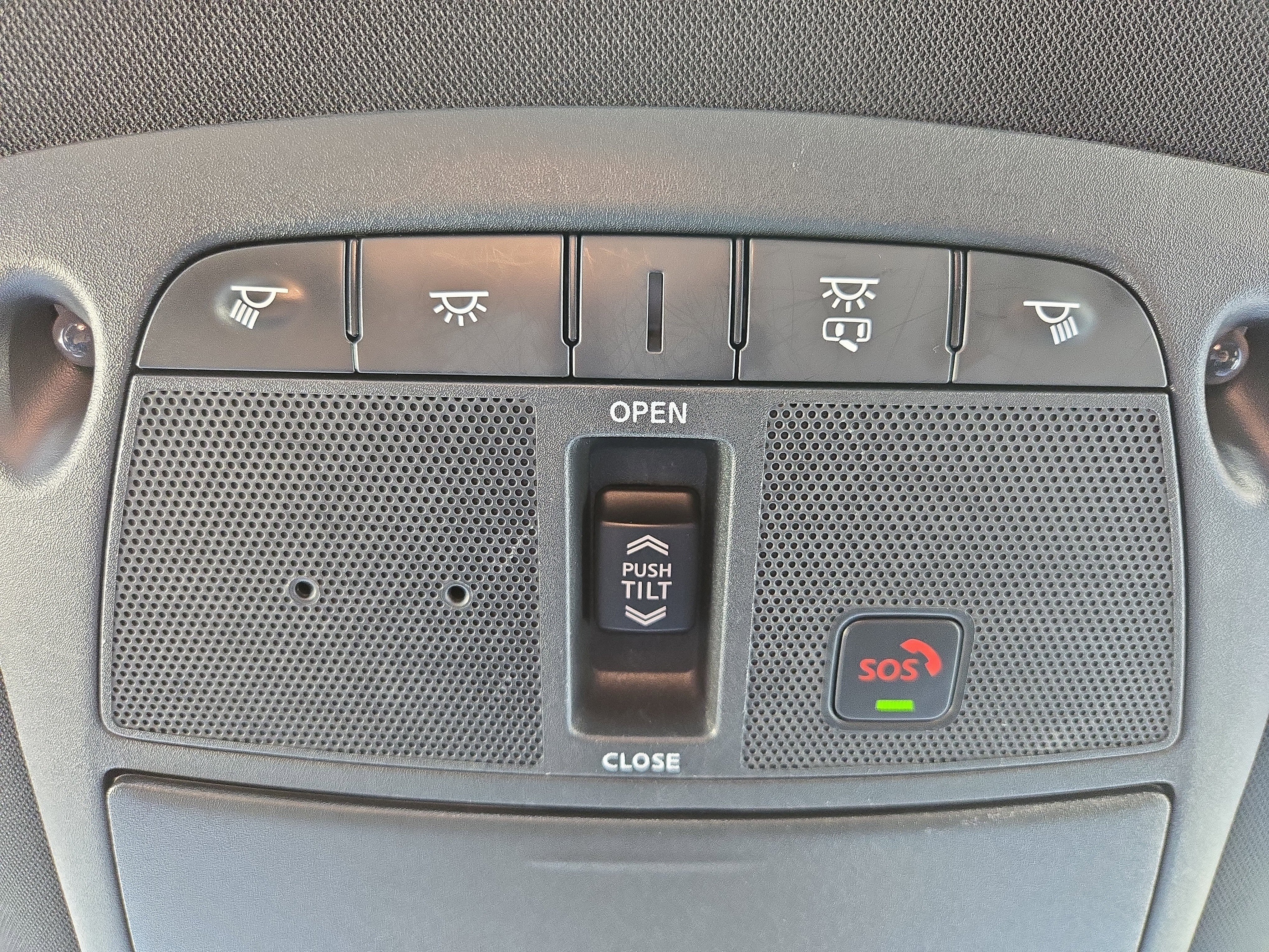 Used 2021 Nissan Maxima SR w/ Sport Mat Group image 22