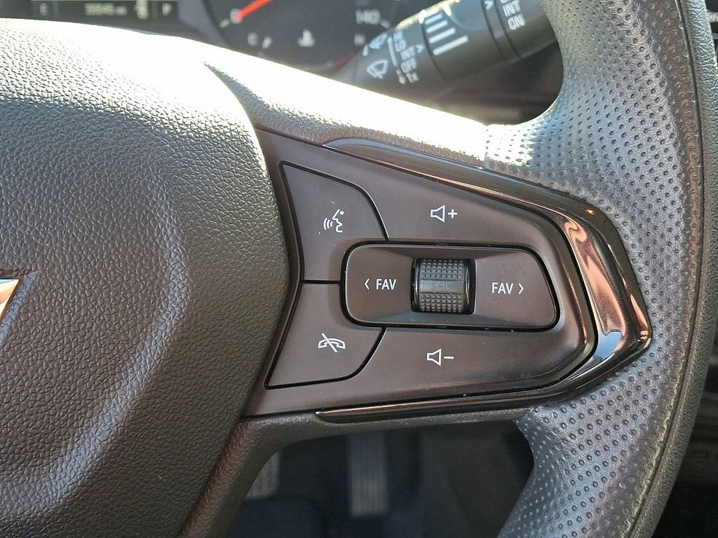 Used 2024 Chevrolet Trax LS image 27
