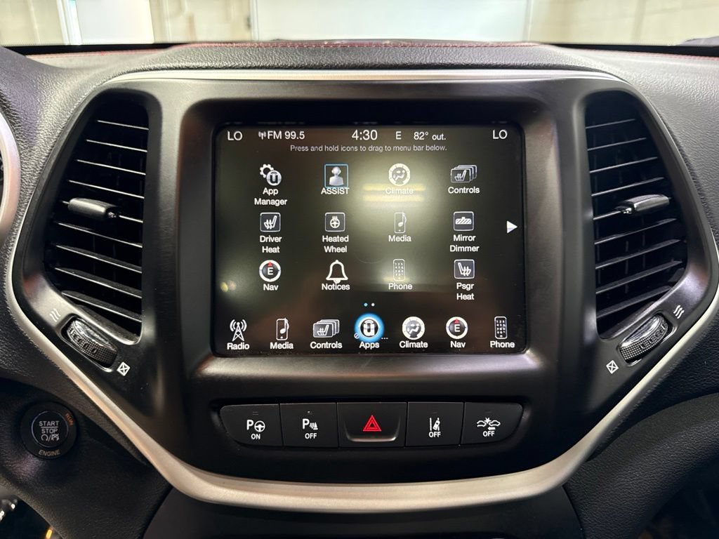 Used 2014 Jeep Cherokee Trailhawk w/ Technology Group AWD/4WD image 18