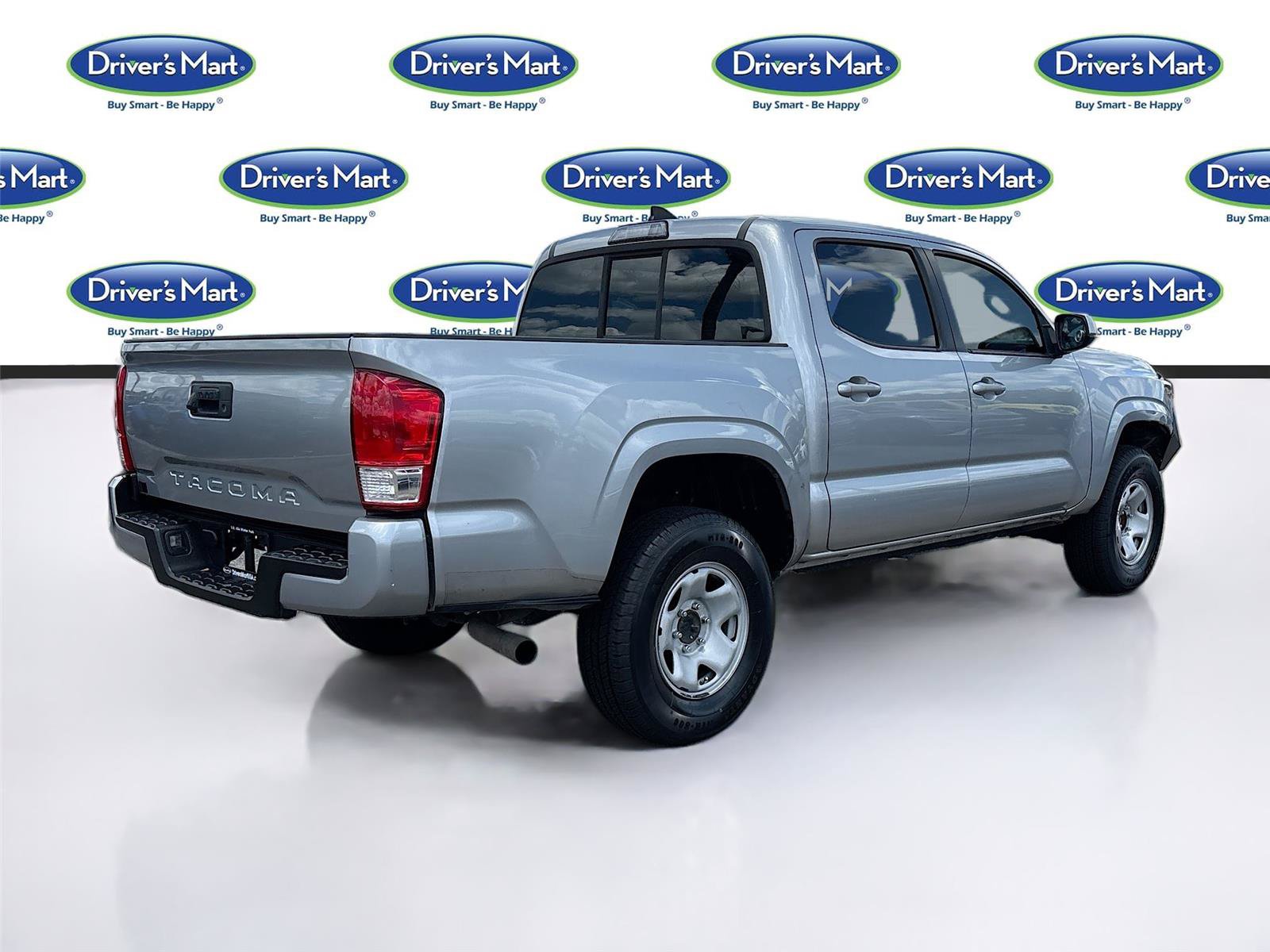 Used 2017 Toyota Tacoma SR RWD image 7