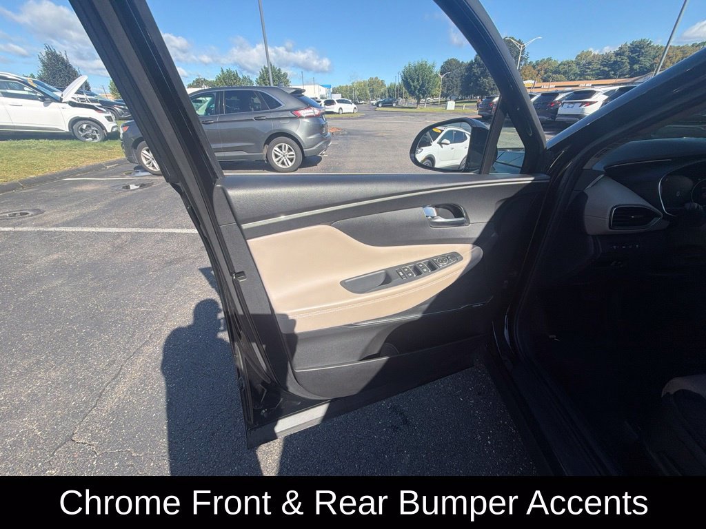 Used 2023 Hyundai Santa Fe SEL w/ Premium Package AWD/4WD image 12
