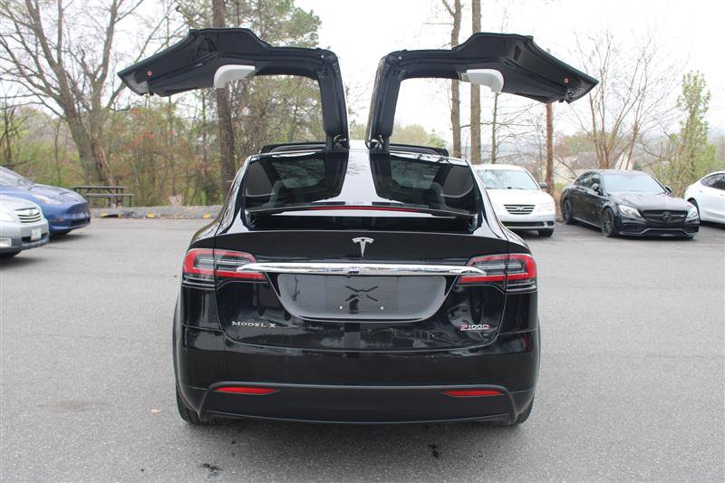 Used 2018 Tesla Model X P100D image 7