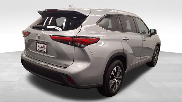 Used 2020 Toyota Highlander XLE image 7
