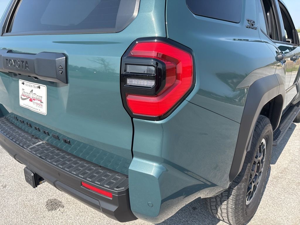 Certified 2025 Toyota 4Runner TRD Off-Road image 8