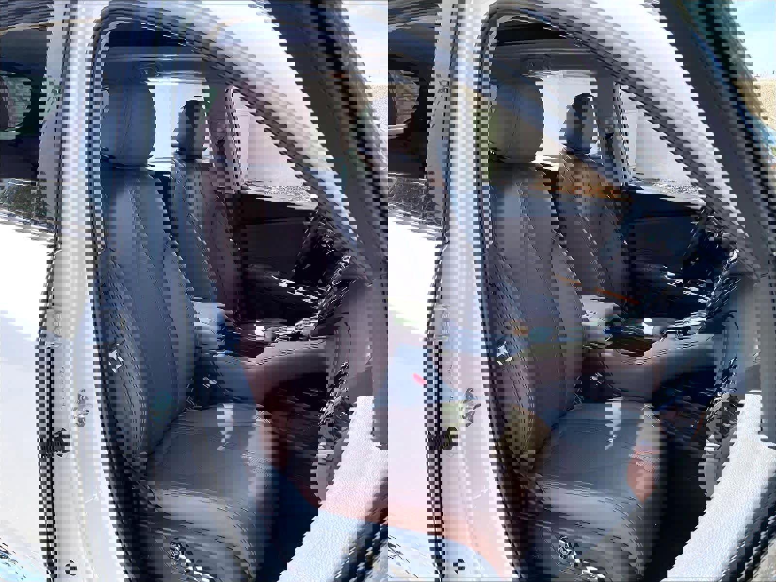 Used 2024 Acura RDX SH-AWD w/ Technology Package image 9