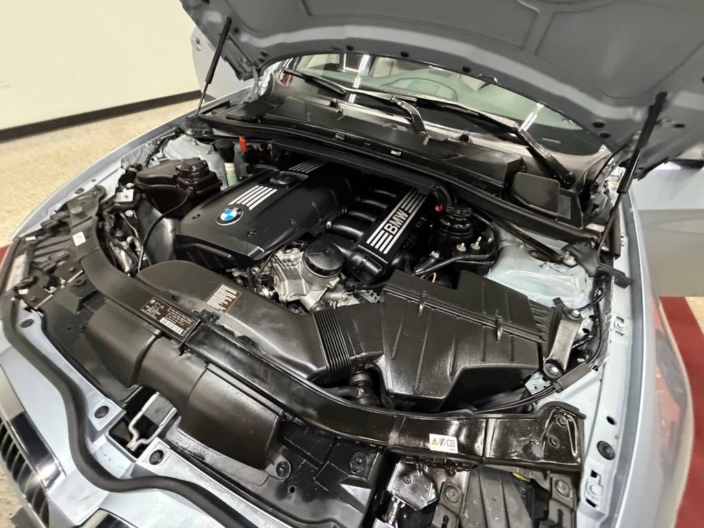 Used 2011 BMW 328i Convertible RWD image 46