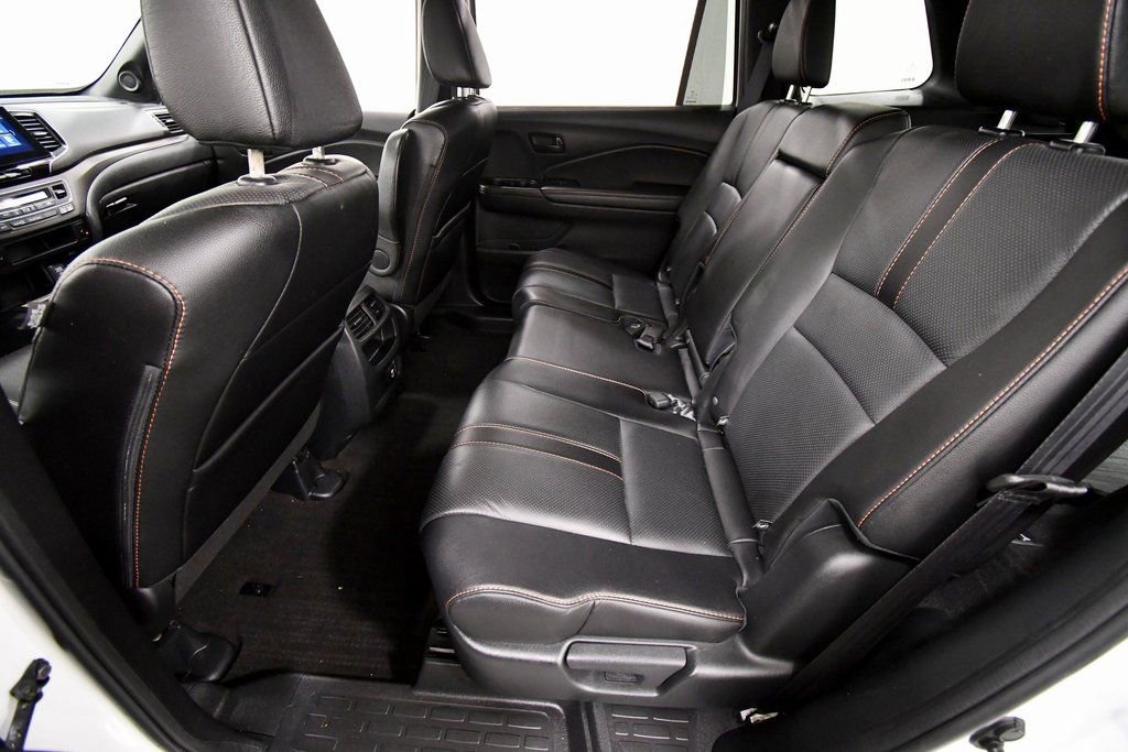 Certified 2022 Honda Passport TrailSport image 16