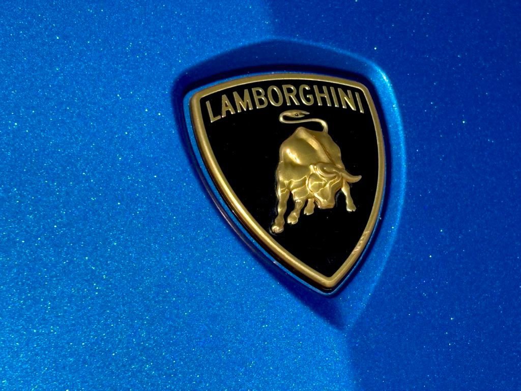 Used 2022 Lamborghini Urus AWD/4WD image 7