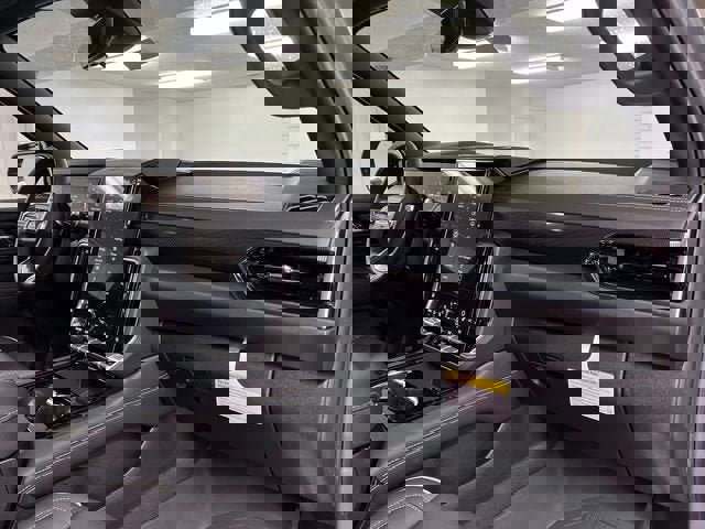 New 2026 GMC Yukon XL Elevation w/ Elevation Premium Package image 30