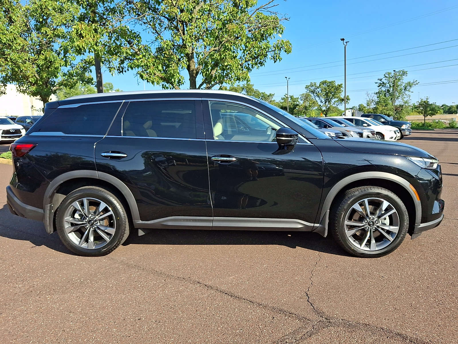 Certified 2023 INFINITI QX60 Luxe AWD/4WD image 7
