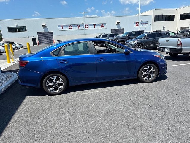 Used 2020 Kia Forte LXS FWD image 8