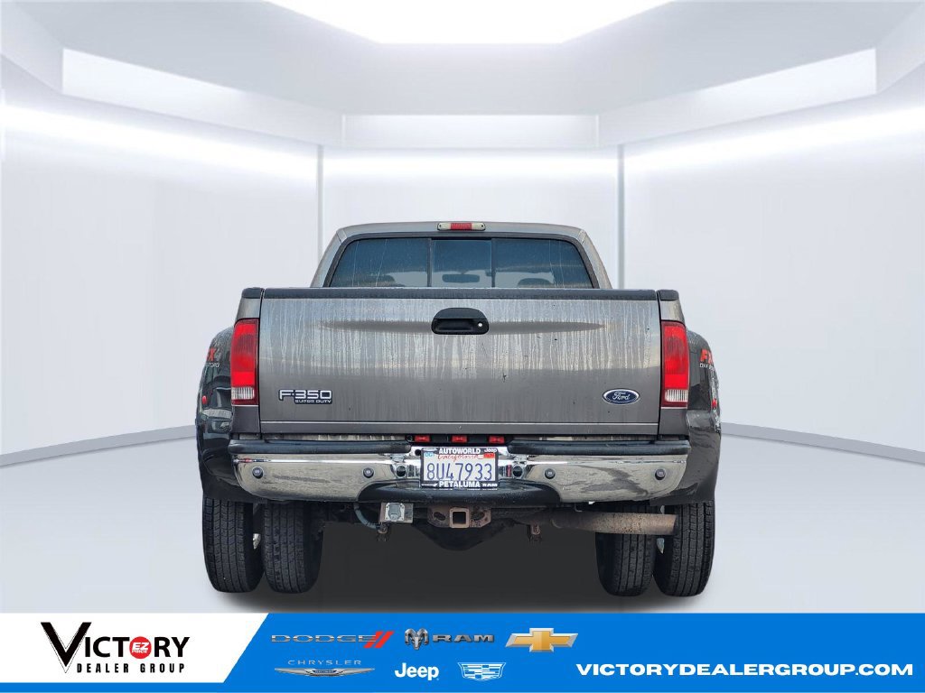 Used 2004 Ford F350 Lariat AWD/4WD image 6