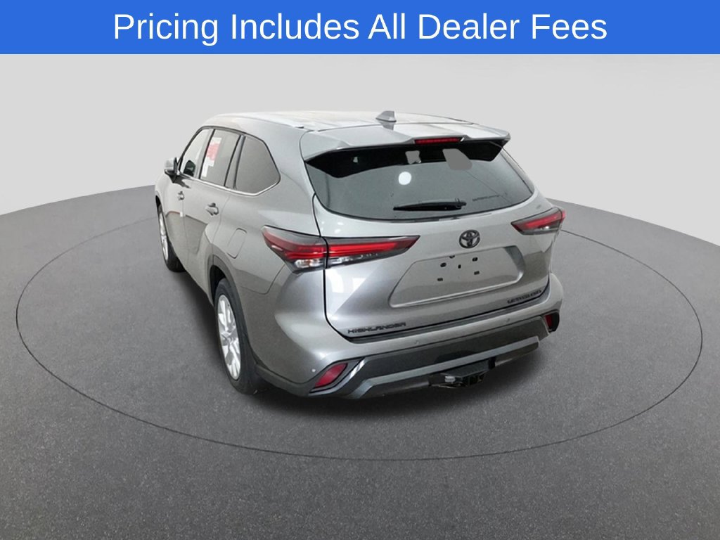 New 2026 Toyota Highlander Limited AWD/4WD image 6