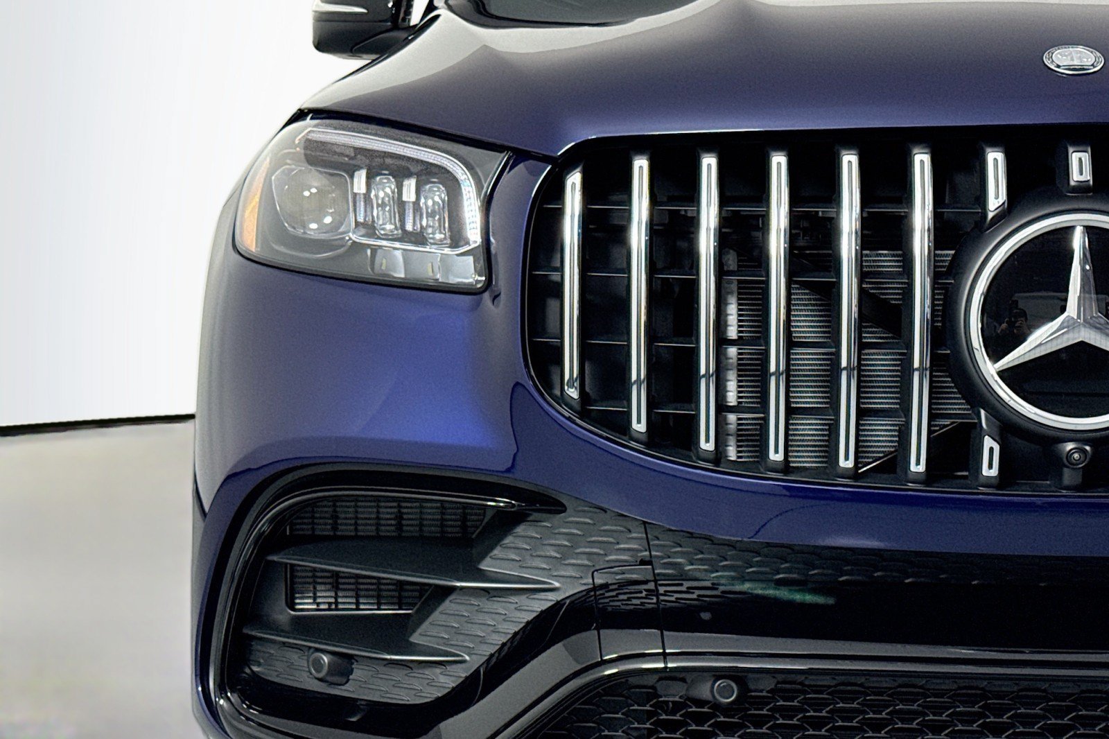 New 2026 Mercedes-Benz GLS 63 AMG 4MATIC image 14