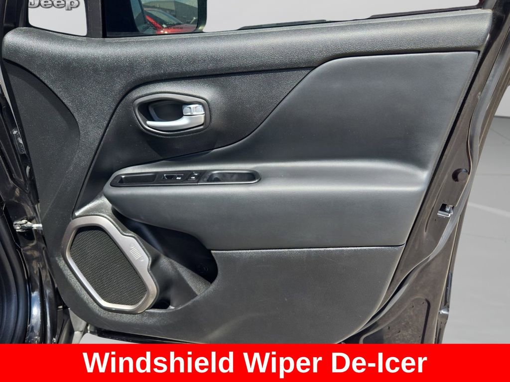 Certified 2023 Jeep Renegade Latitude w/ Premium Group image 16