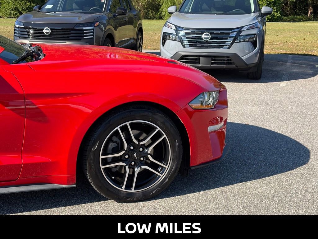 Used 2020 Ford Mustang Premium image 9