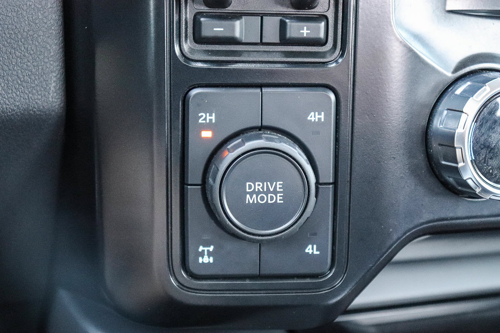 Certified 2024 Ford F250 Lariat AWD/4WD image 26