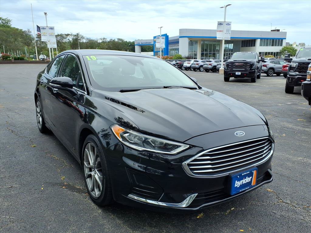 Used 2019 Ford Fusion SEL FWD image 1