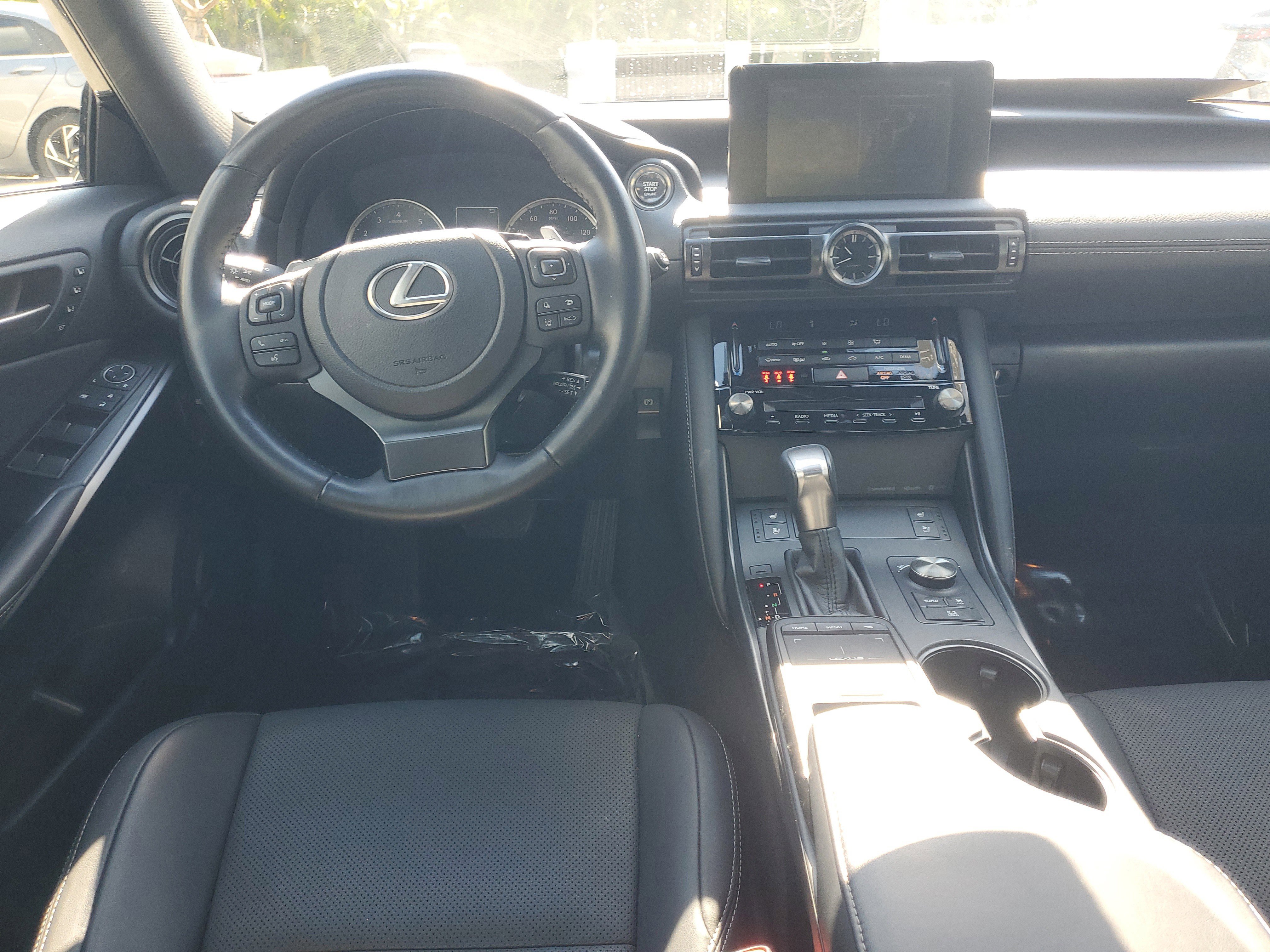 Used 2024 Lexus IS 300 w/ Premium Package RWD image 9