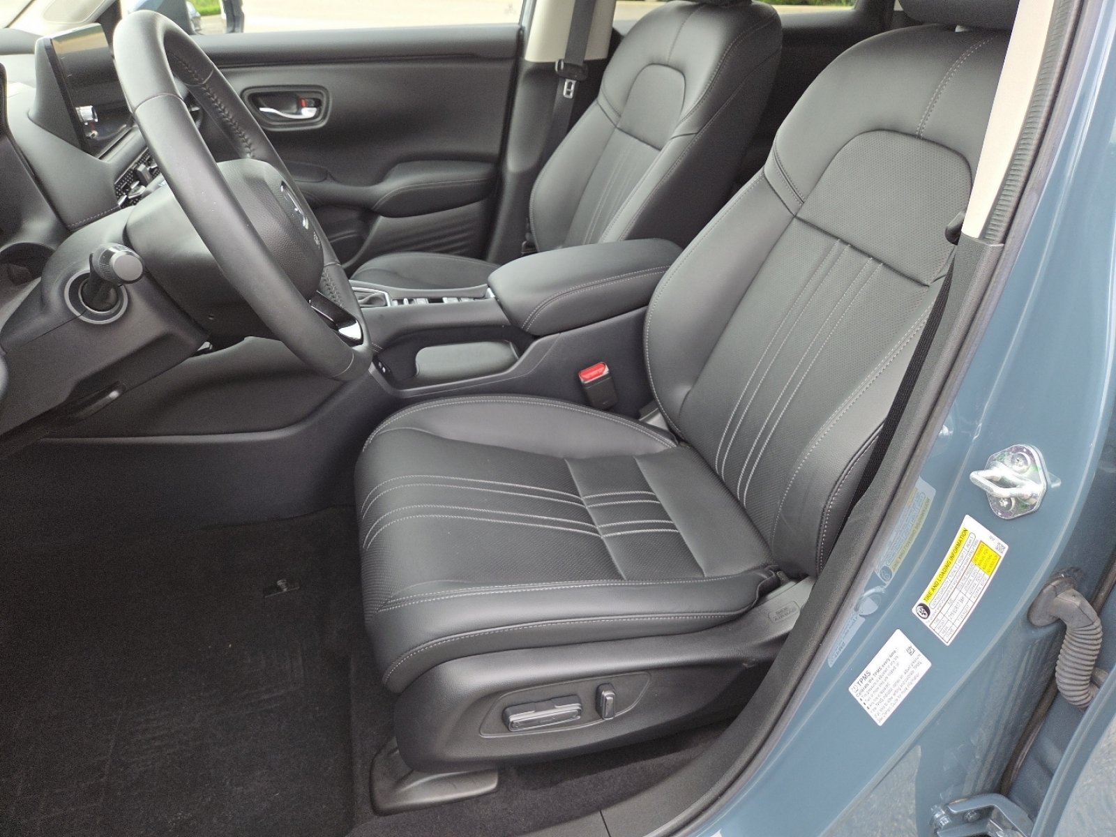 Used 2024 Honda HR-V EX-L image 24