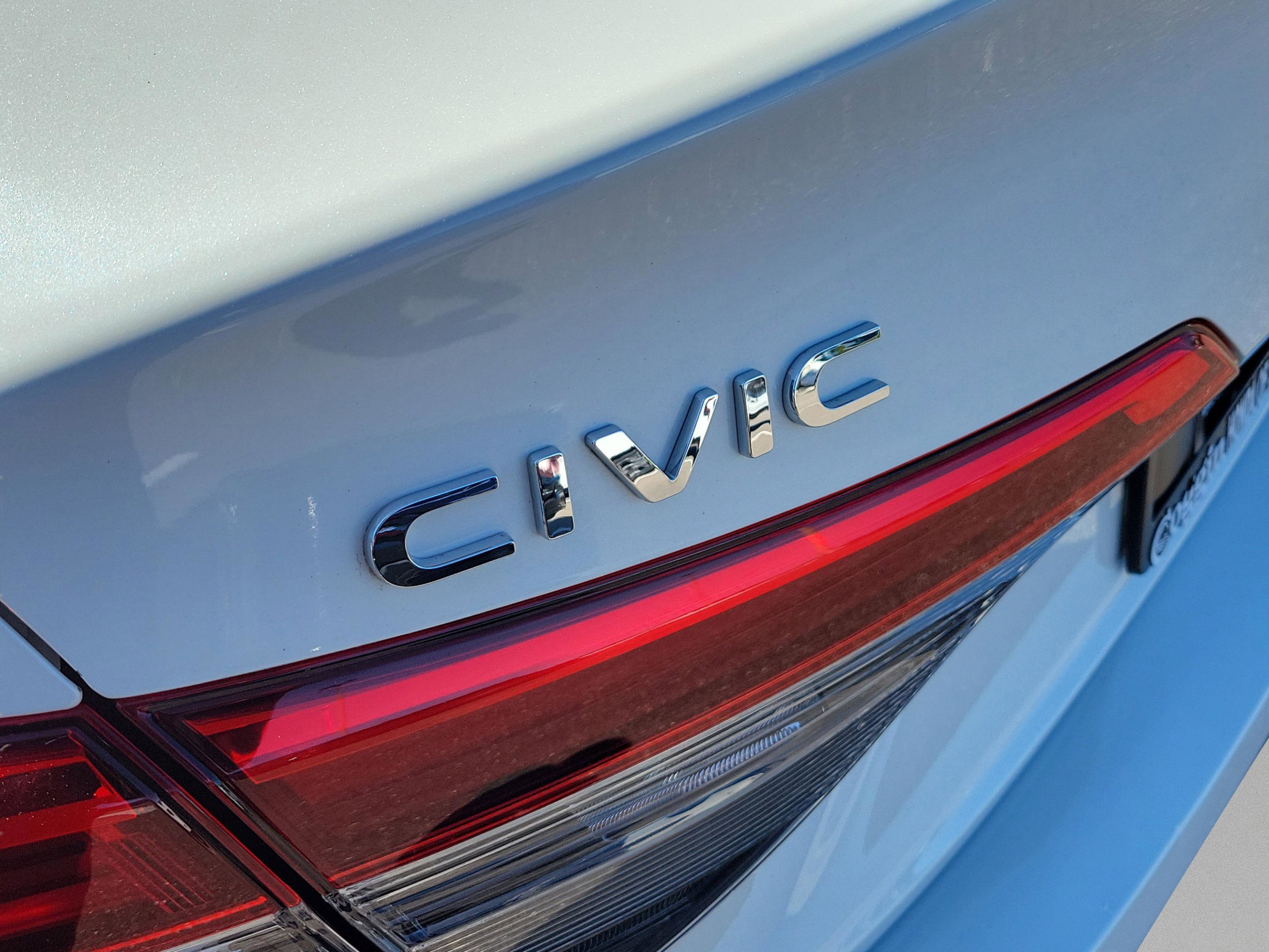 Used 2023 Honda Civic Sport image 7