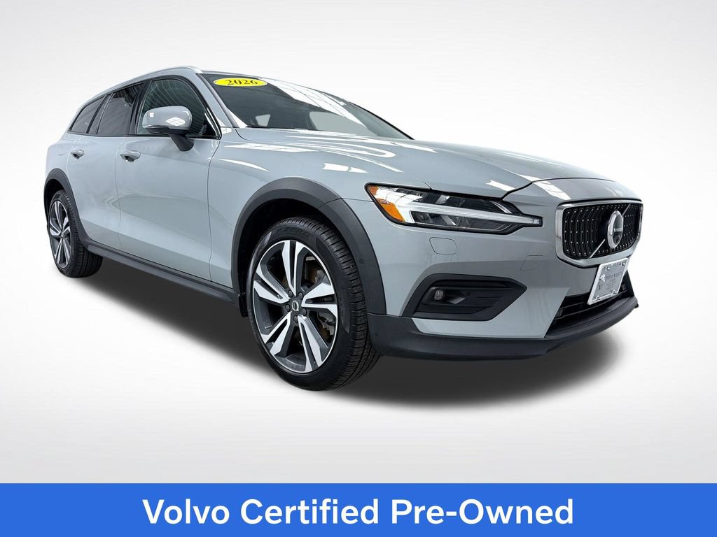 Used 2026 Volvo V60 B5 Cross Country Plus w/ Protection Package Premier