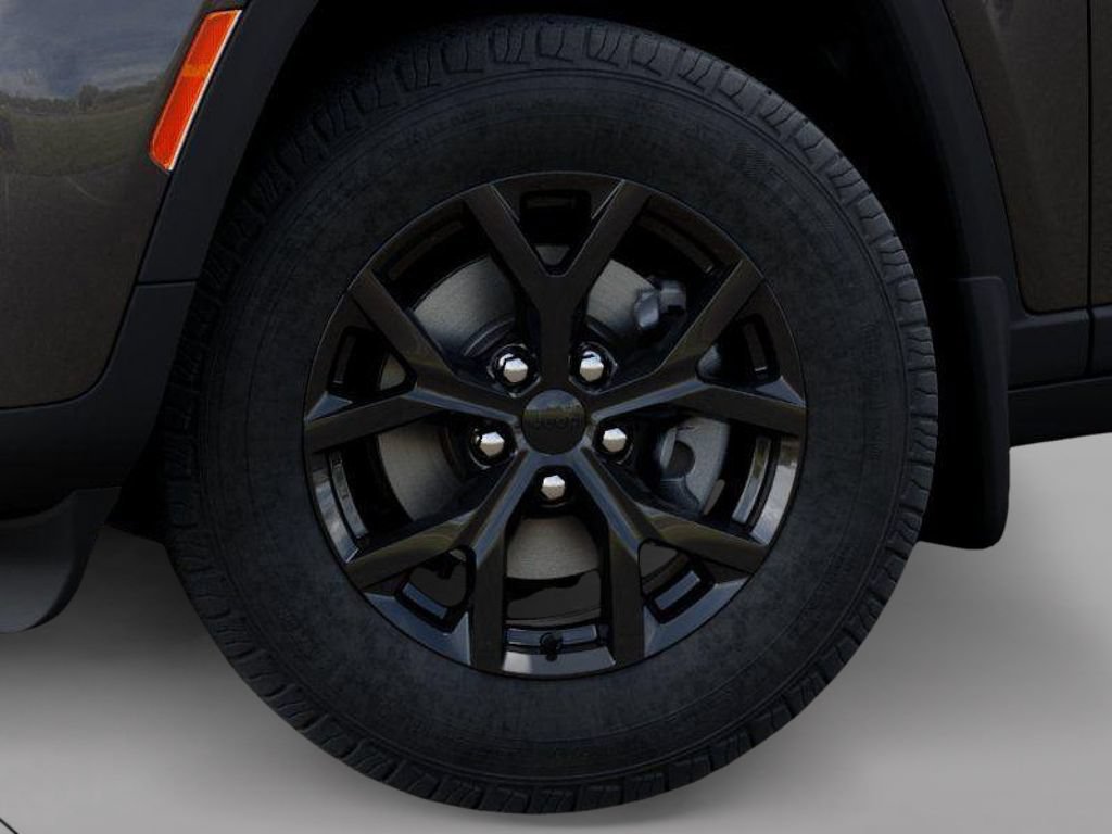 New 2026 Jeep Grand Cherokee Altitude AWD/4WD image 8
