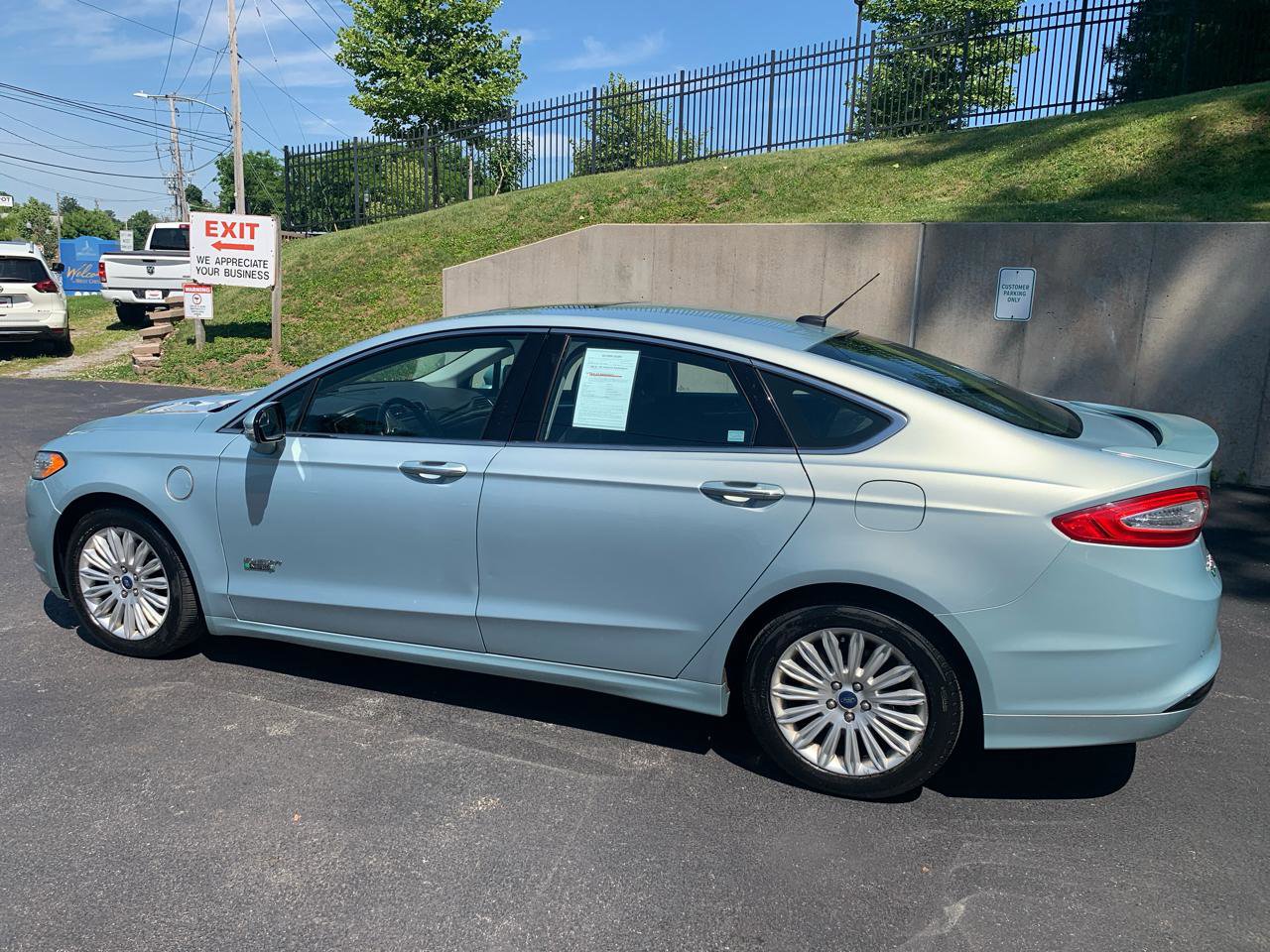 Used 2014 Ford Fusion Energi Titanium FWD image 3