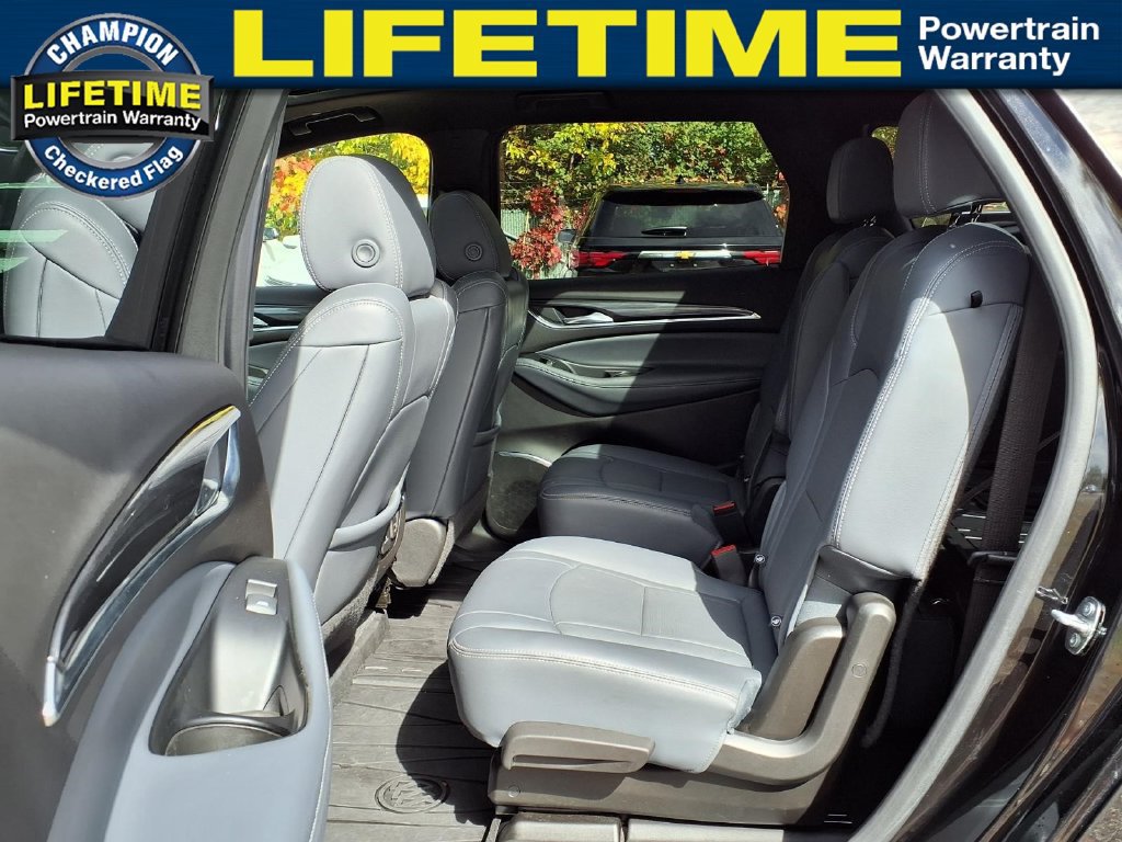 Used 2023 Buick Enclave Essence w/ Experience Buick Package AWD/4WD image 11