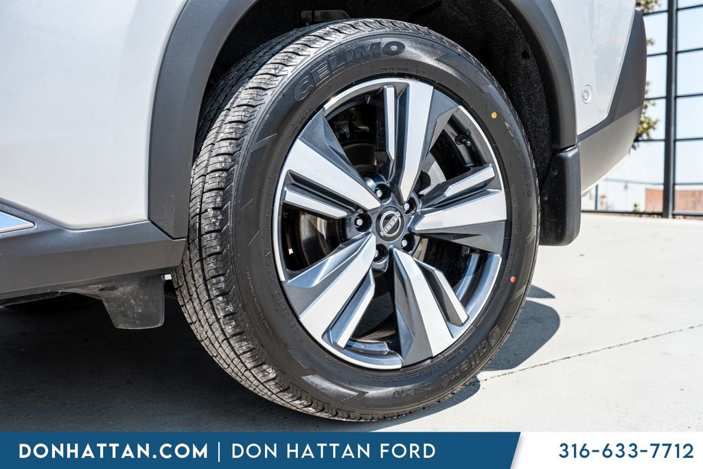 Used 2023 Nissan Rogue Platinum w/ Platinum Premium Package AWD/4WD image 39