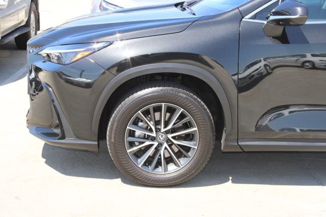 Certified 2024 Lexus NX 350 AWD w/ Vision Package image 4